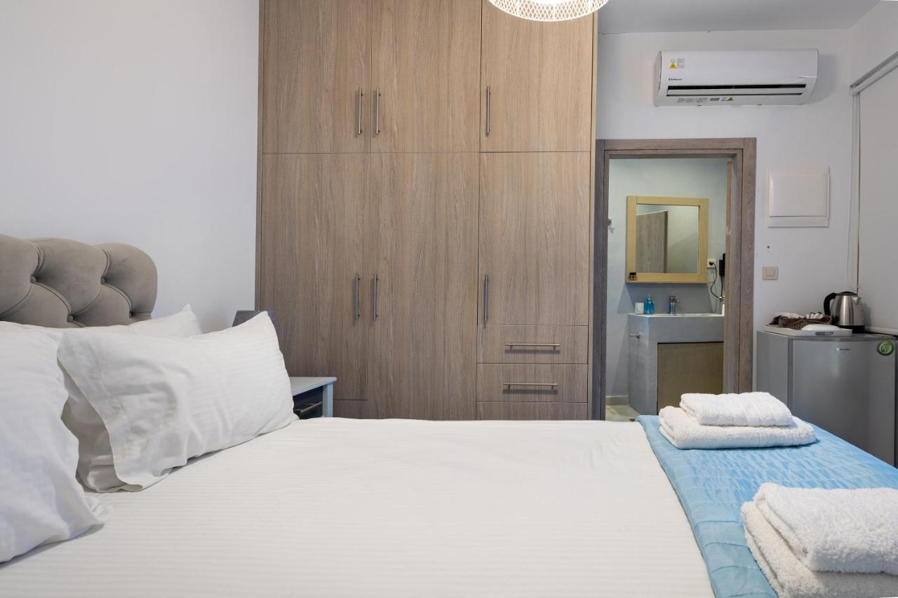 Molos Apartments Loutro Exterior photo